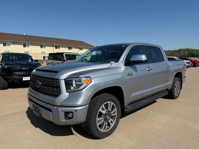 Used 2019 Silver Toyota SR5 image 8