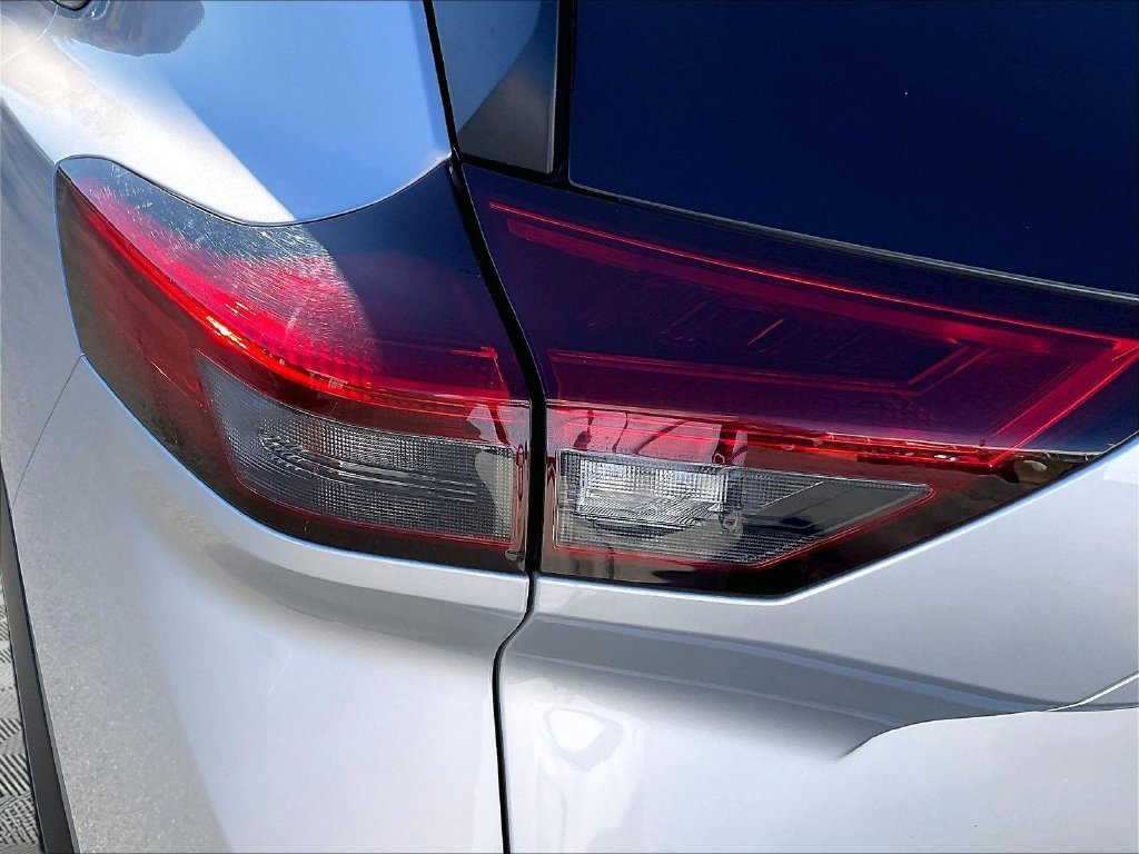 Used 2024 Brilliant Silver Metallic Nissan SV image 31