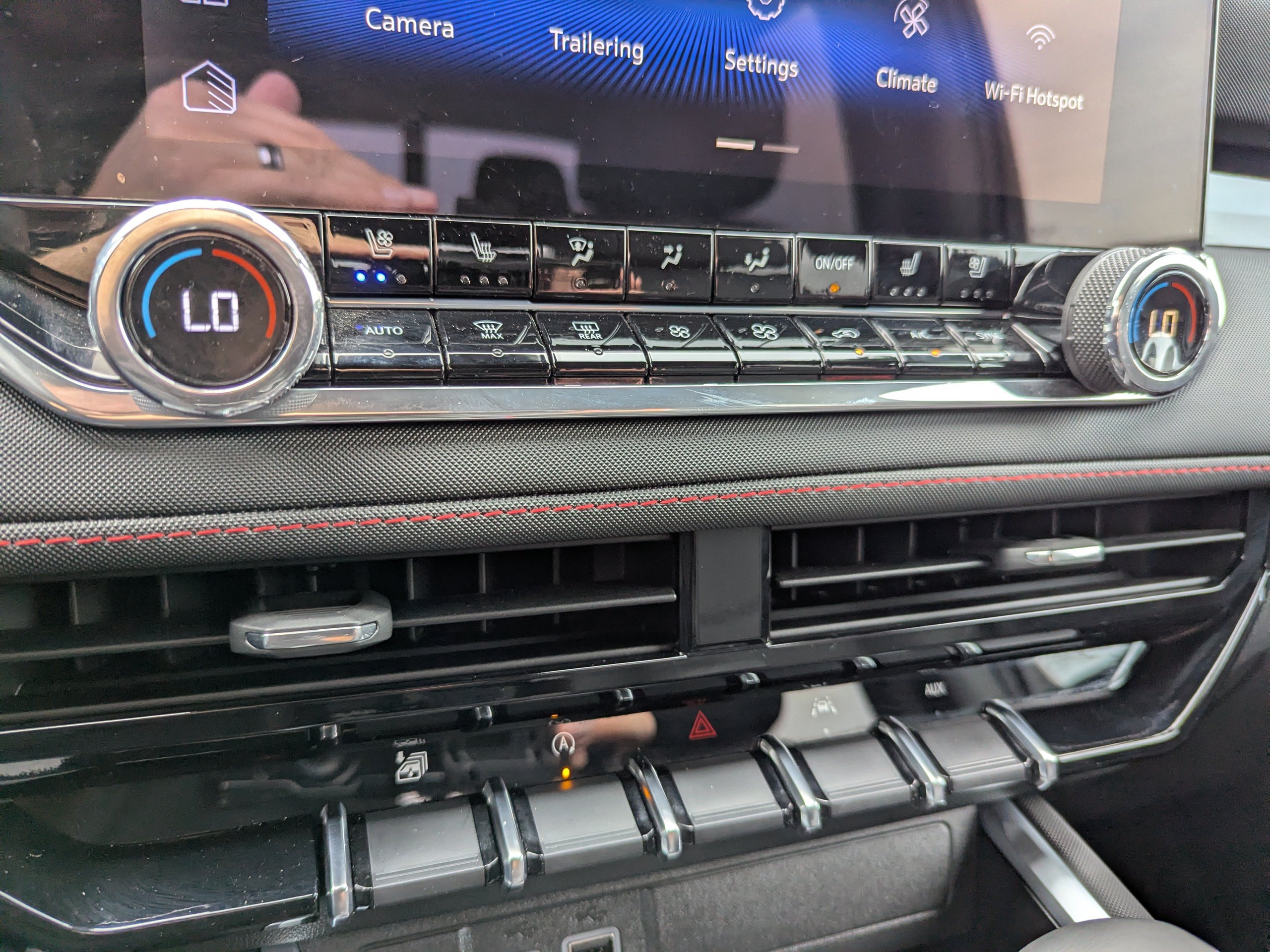 2026 Chevrolet Colorado Z71 - Photo 27