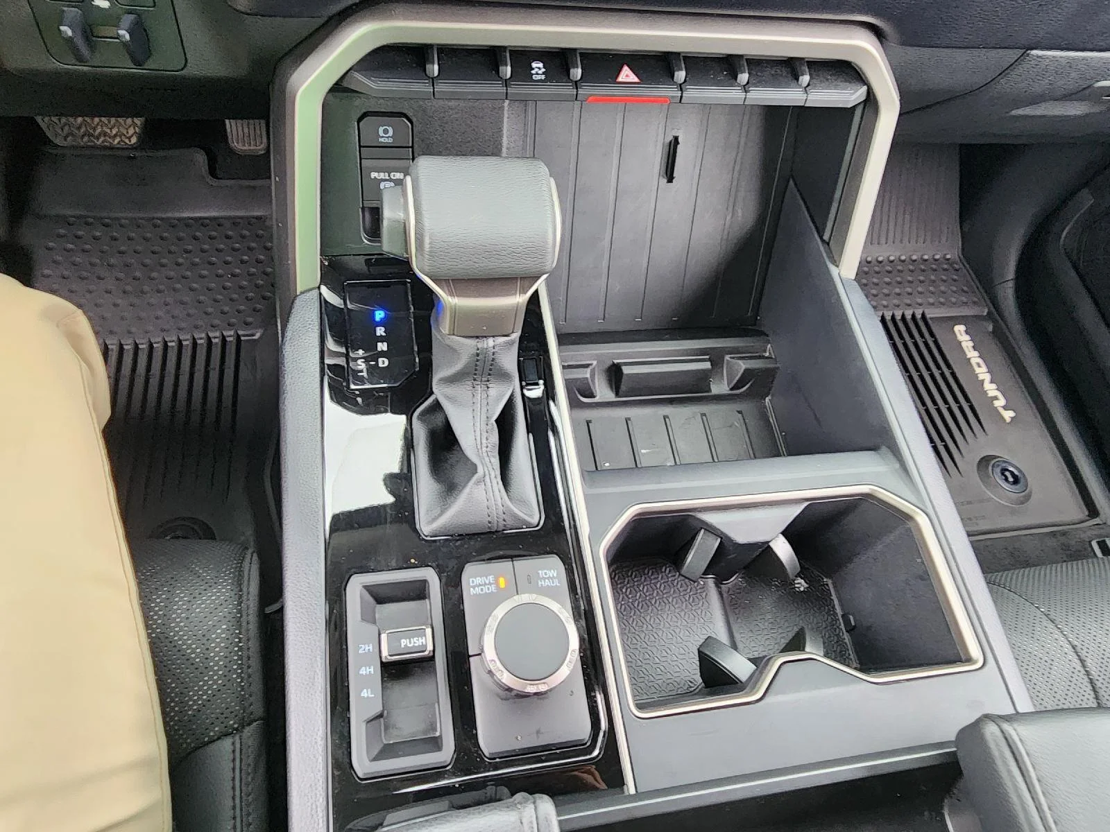 Used 2023 Ice Cap Toyota SR5 image 18