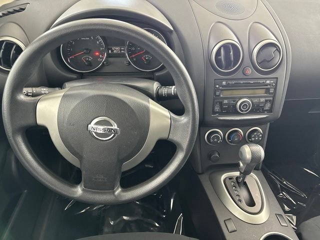 Used 2015 Black Nissan S image 12