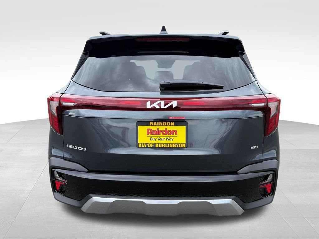 New 2026 Gravity Gray Kia S image 6