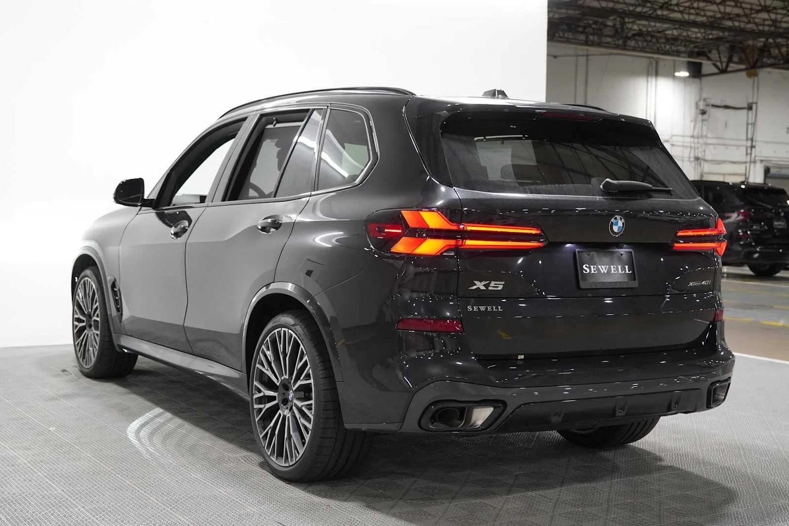 Used 2026 Black Sapphire Metallic BMW xDrive40i image 6