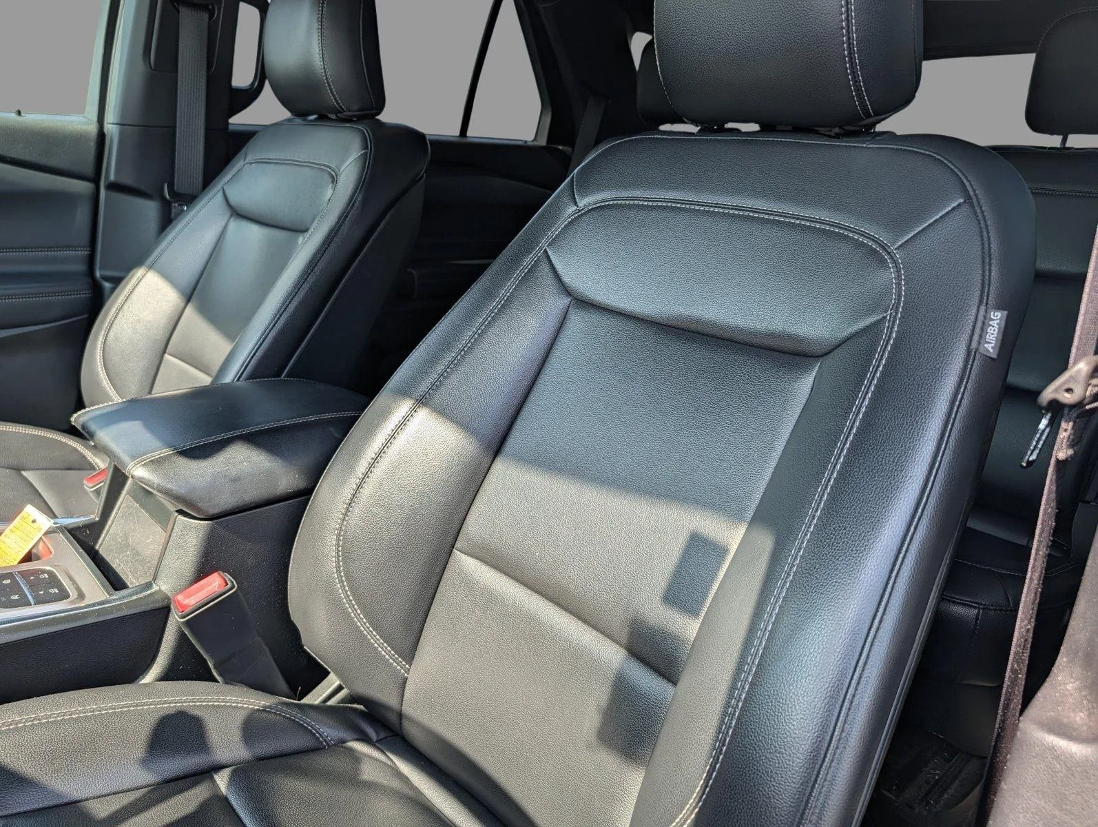 Used 2020 Iconic Silver Ford XLT image 12