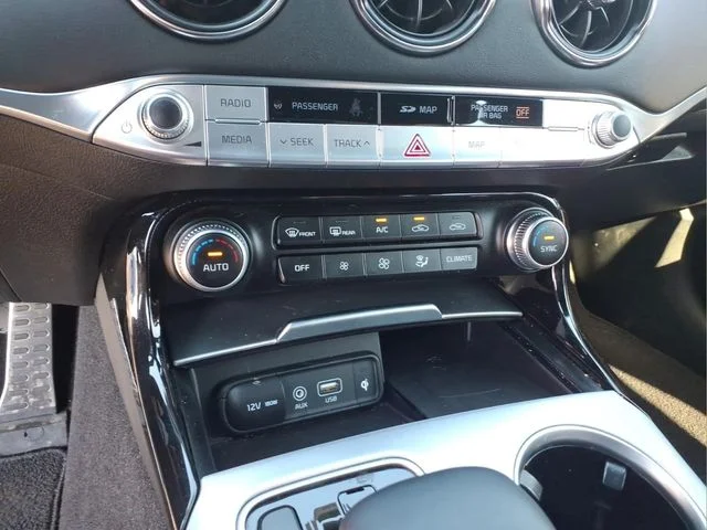 Used 2020 White Kia GT2 image 26