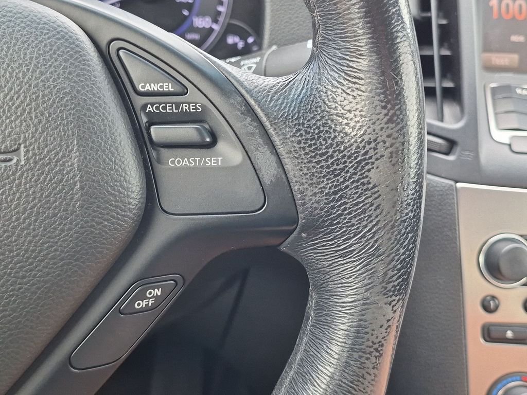 Used 2013 Silver INFINITI X image 17