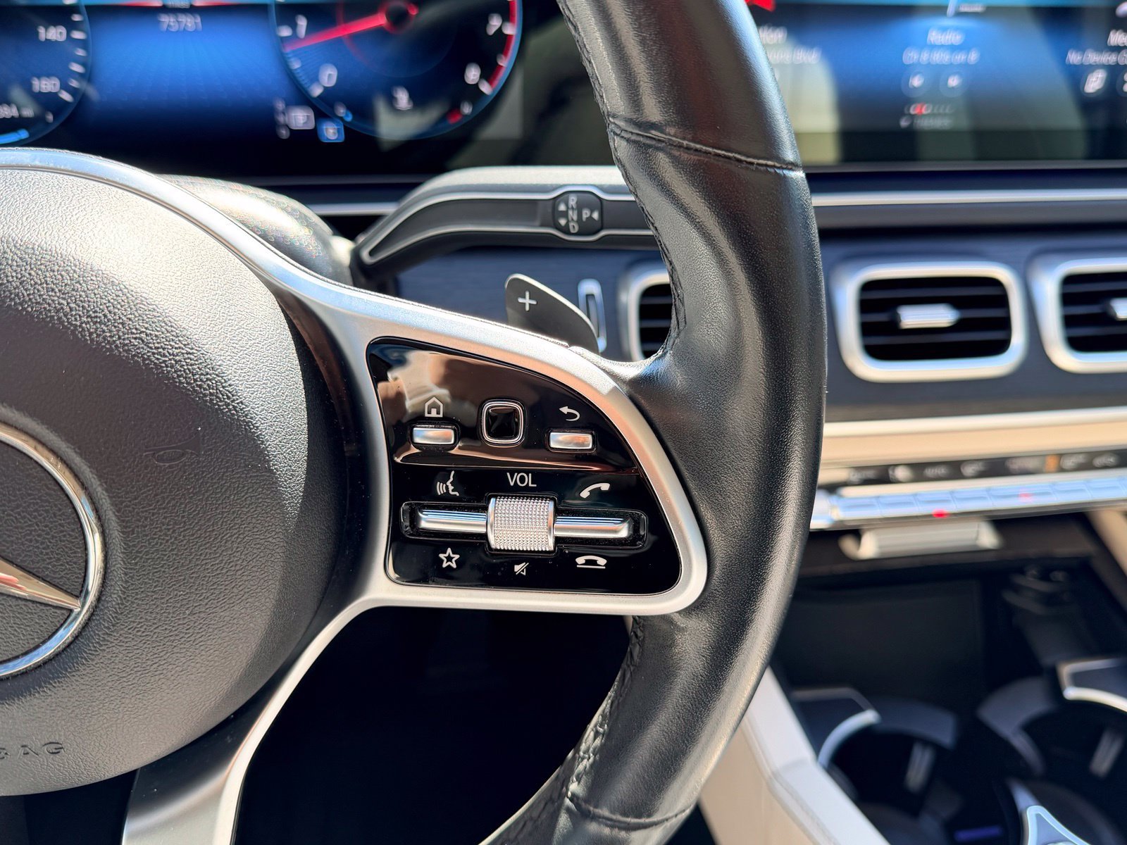 Used 2022 Selenite Gray Metallic Mercedes-Benz GLE 350 image 25
