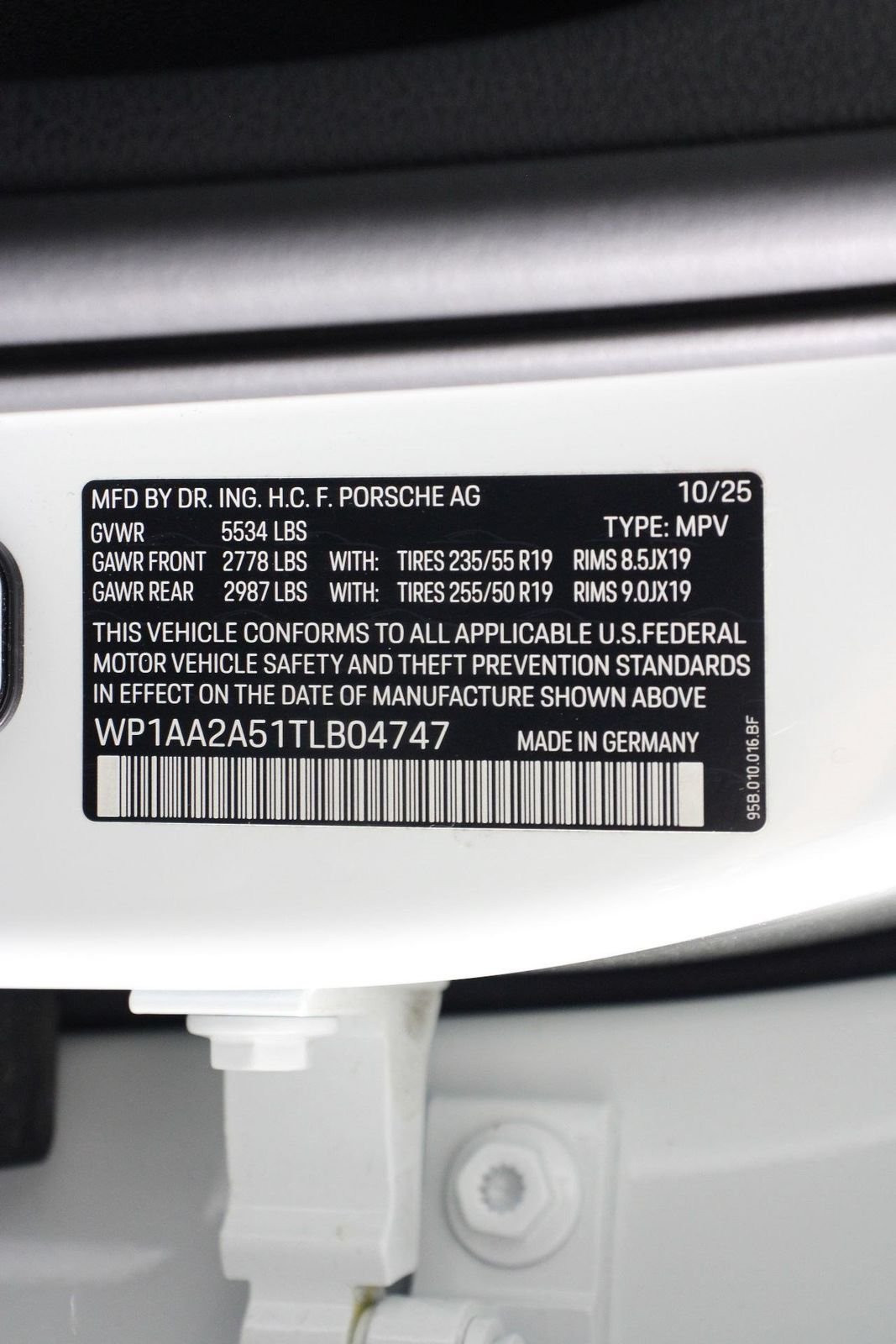Certified Used 2026 White Porsche  image 19