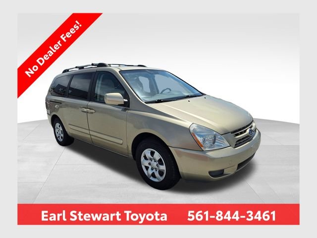 2008 Kia Sedona LX's photo