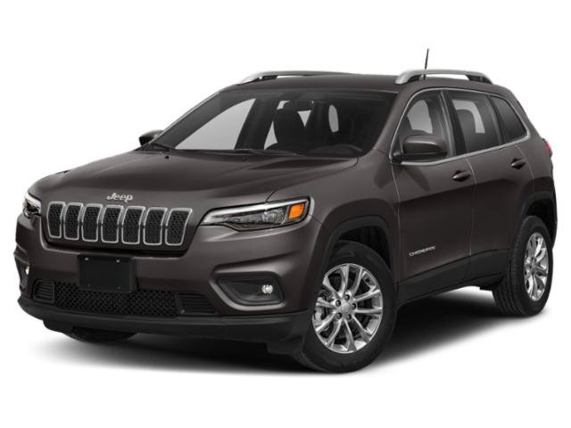 Used 2022 Granite Crystal Metallic Clearcoat Jeep Latitude Lux image 1