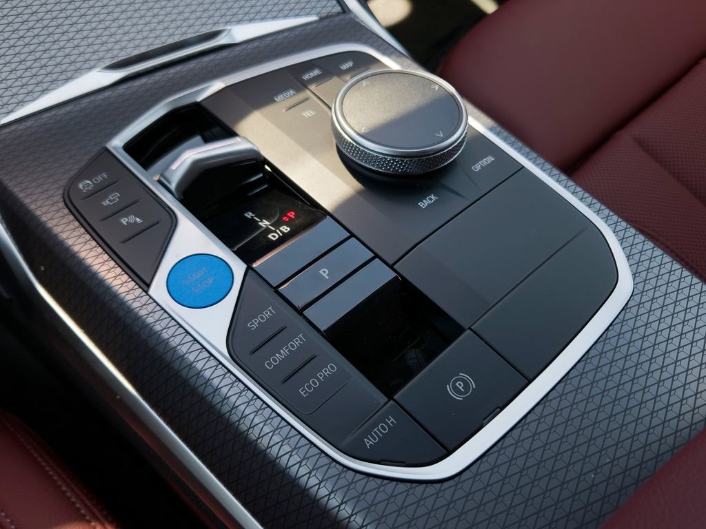 New 2026 Jet Black BMW eDrive40 image 10