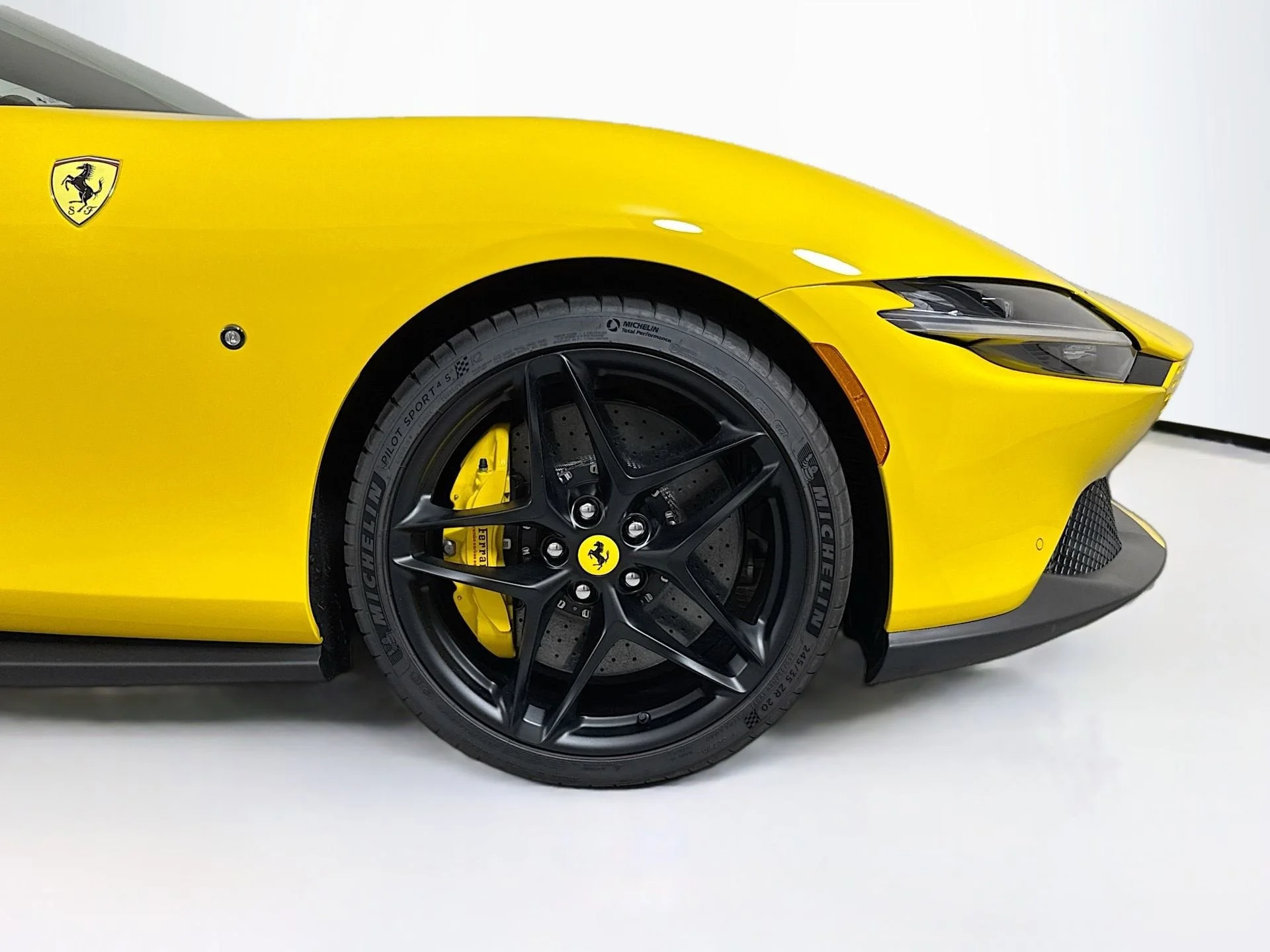 2025 Ferrari Roma Base - Photo 28