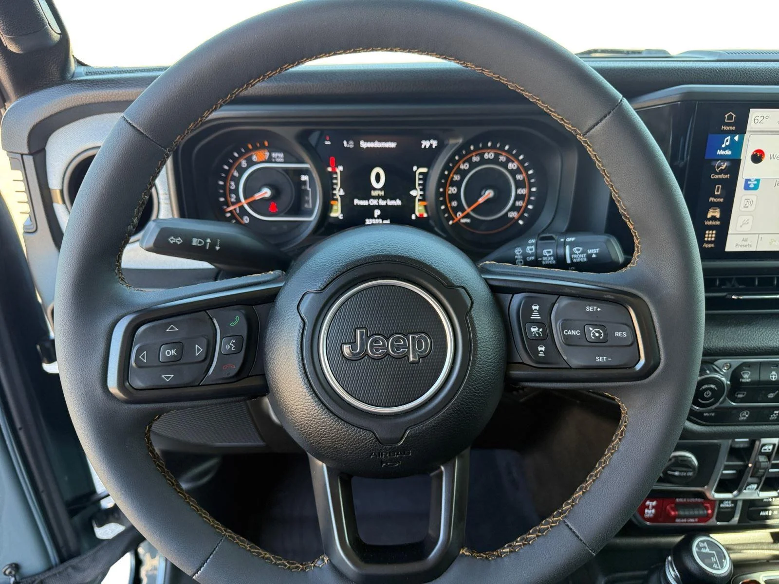 Used 2024 Gray Jeep 4-Door Willys 4x4 image 25
