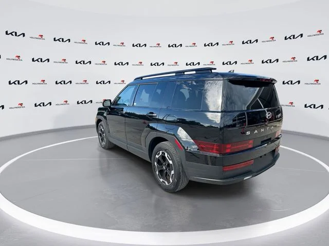 Used 2025 Black Hyundai SEL image 6