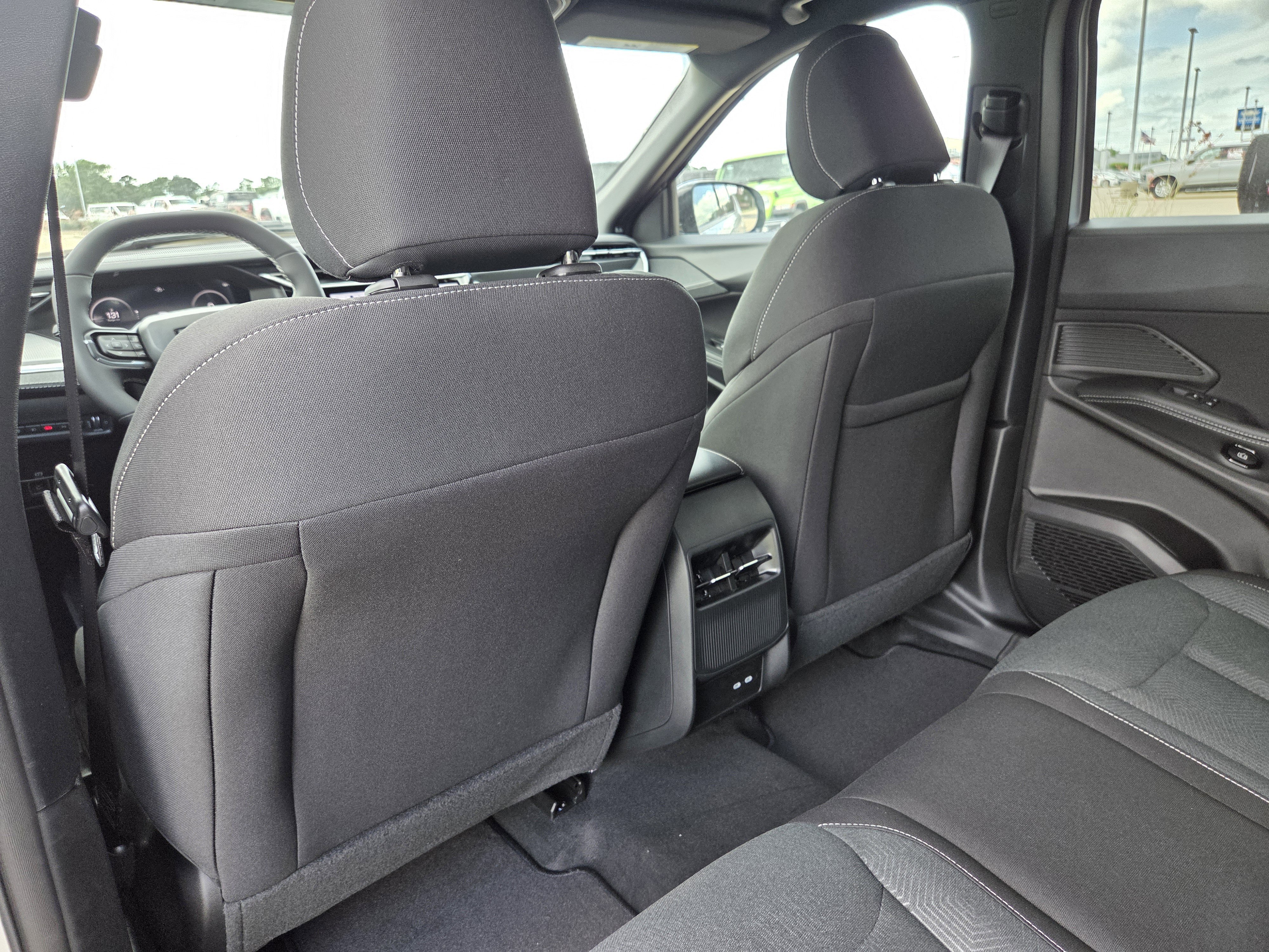 New 2026 Silver Zynith Clearcoat Jeep Laredo image 24