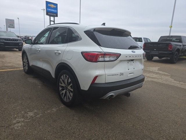 2020 Ford Escape Titanium Hybrid photo 4