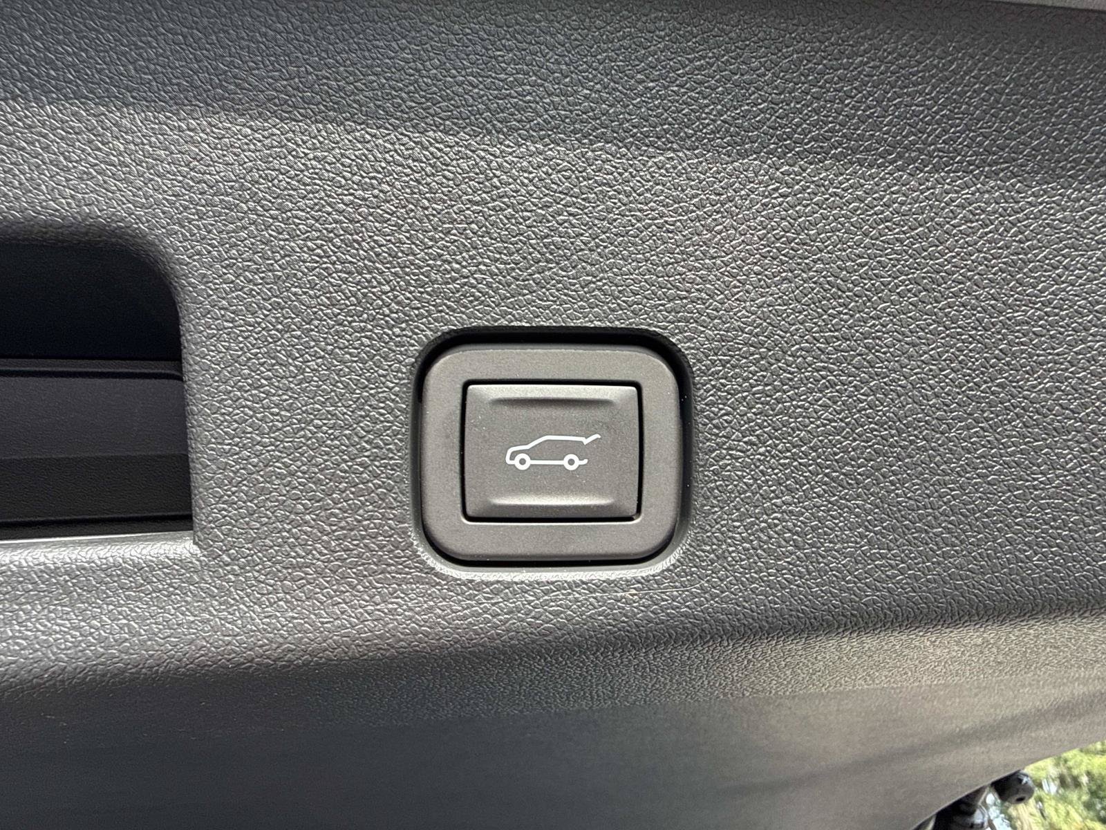 Used 2026 Sterling Gray Metallic Chevrolet Z71 image 32