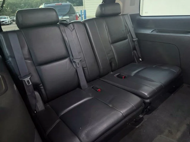 Used 2008 Black Cadillac Base image 13