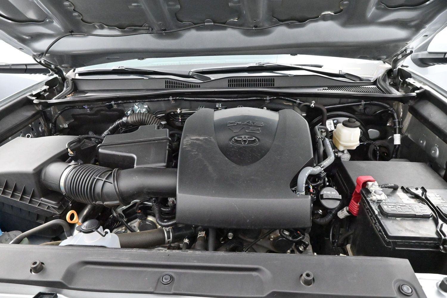 Used 2023 Celestial Silver Metallic Toyota SR5 V6 image 31