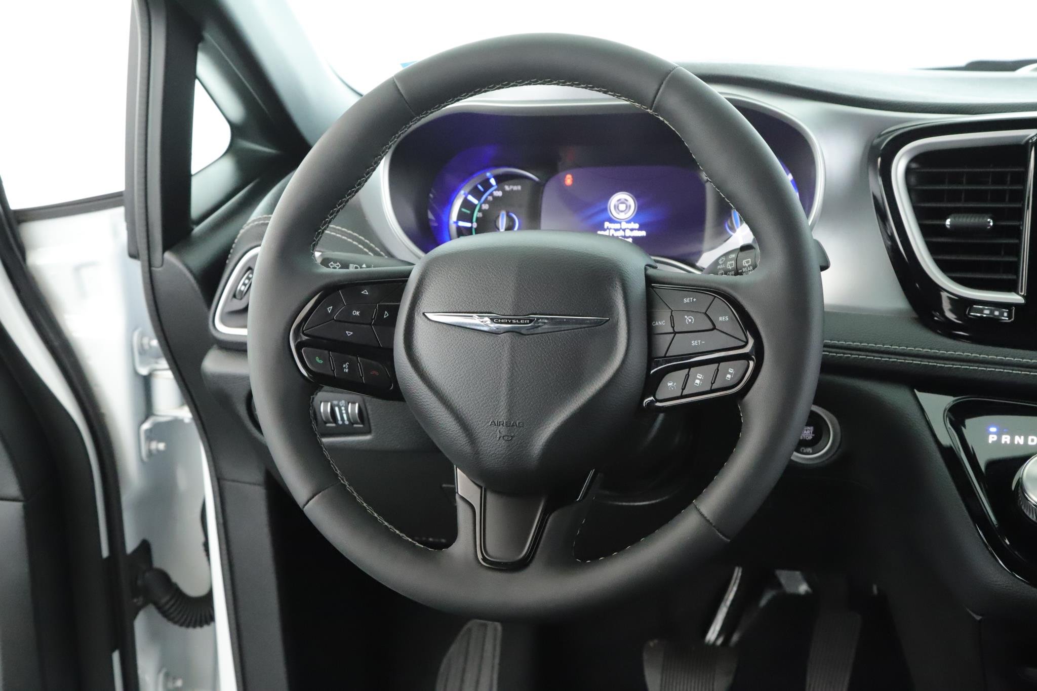 2022 Chrysler Pacifica Hybrid Touring L - Photo 5