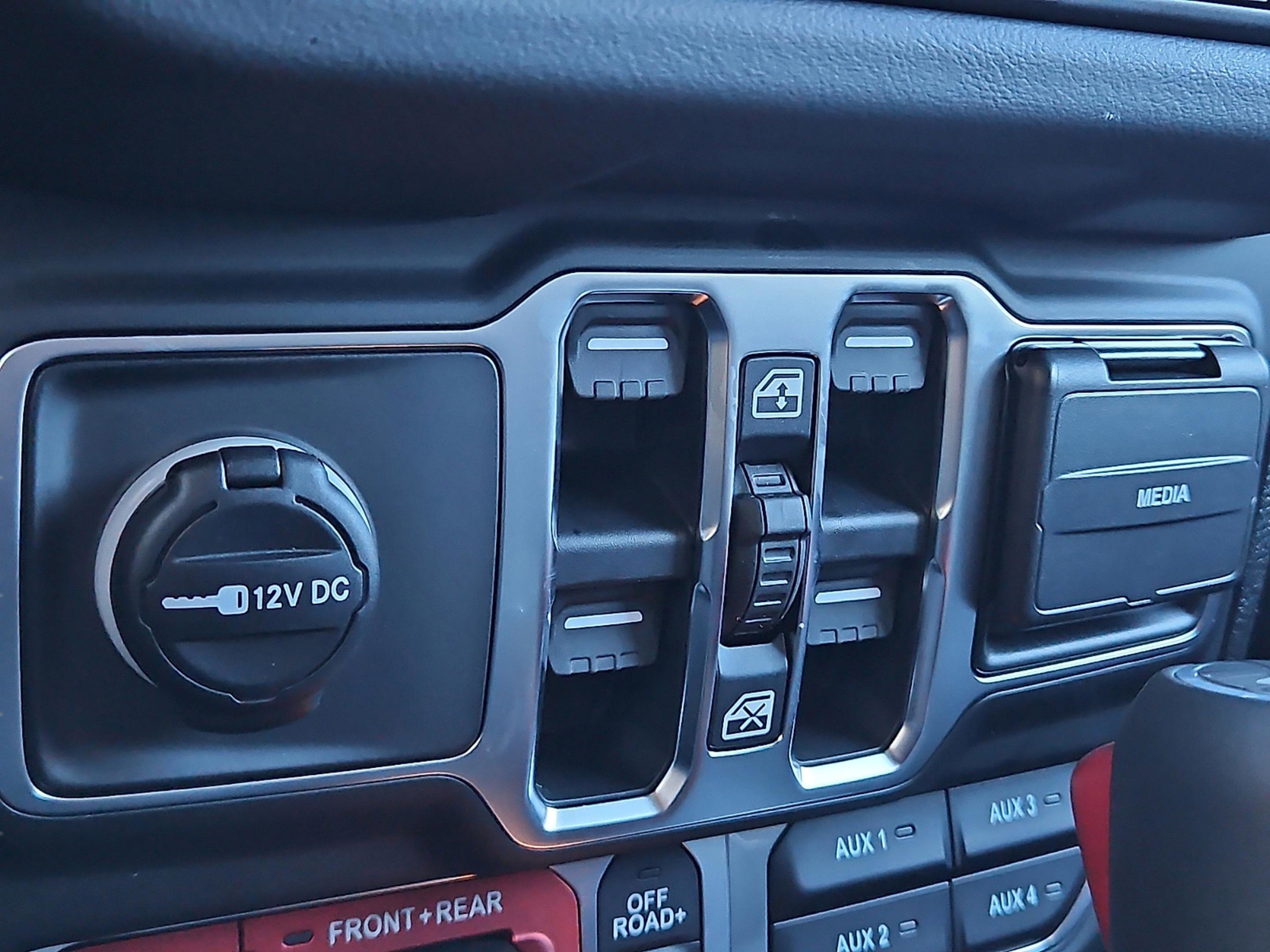 New 2026 Reign Exterior Paint Jeep Rubicon X image 25