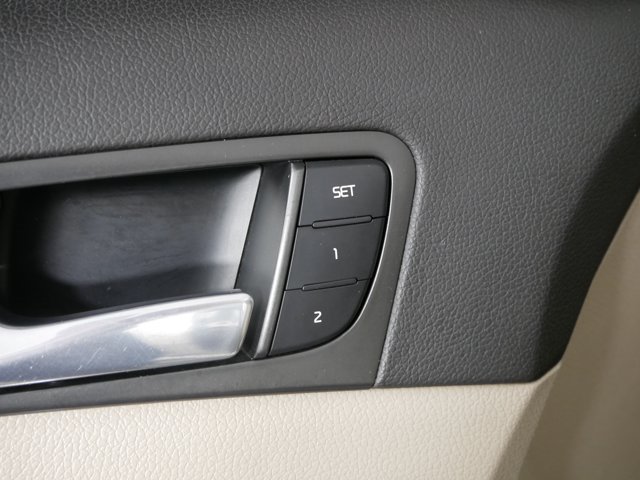 Used 2014 Satin Metal Kia EX w/ Premium Pkg image 25