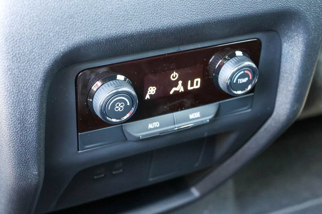 2027 Chevrolet Traverse LT - Photo 16