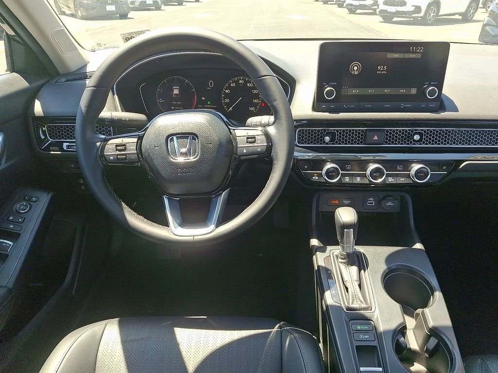 2024 Honda Civic Hatchback EX-L - Photo 11
