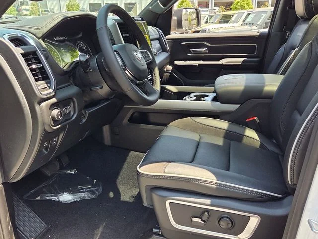 New 2026 Bright White Clear-Coat Exterior Paint RAM Laramie image 15