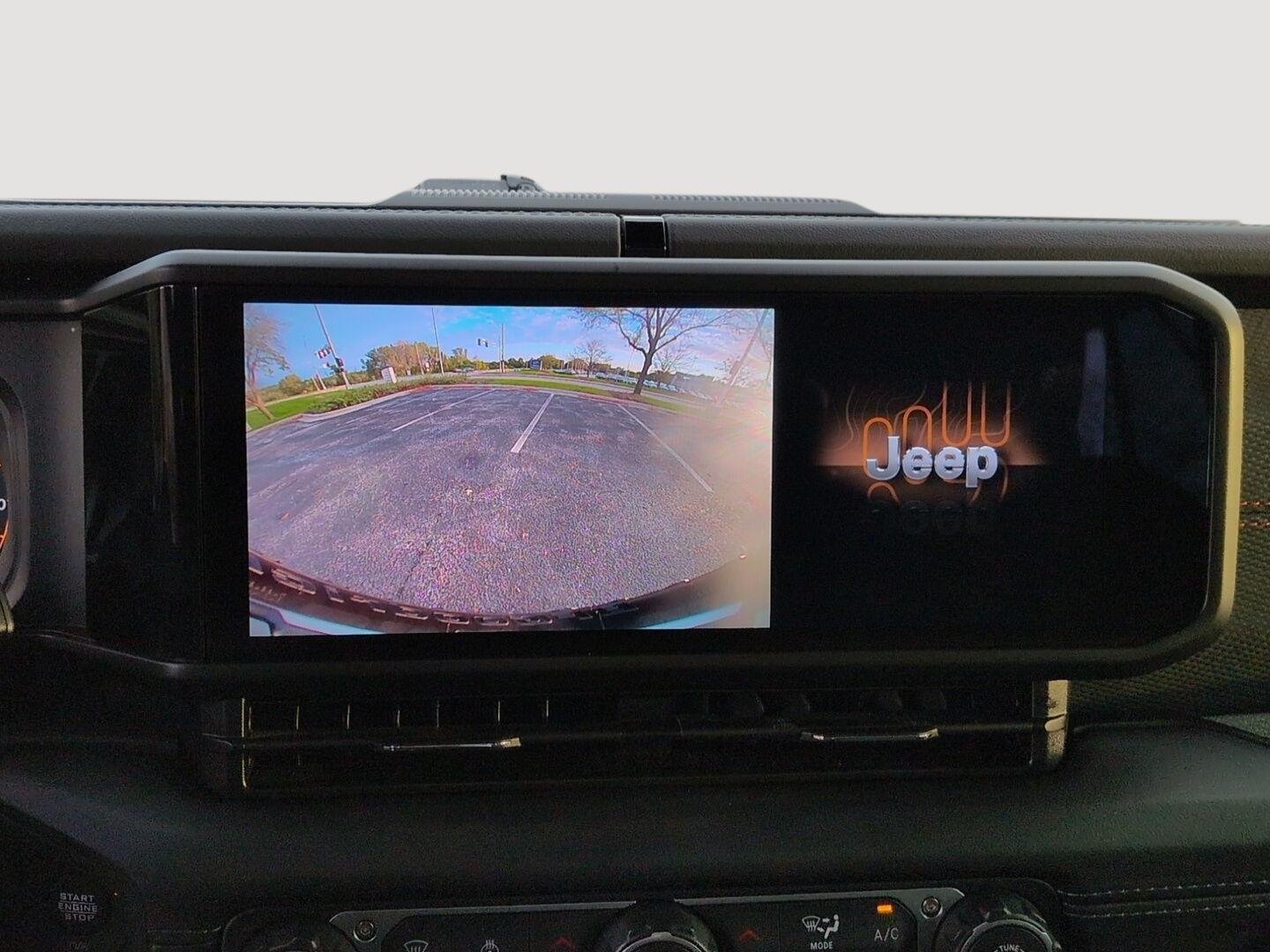 Used 2026 Mojito Clearcoat Jeep Rubicon image 4