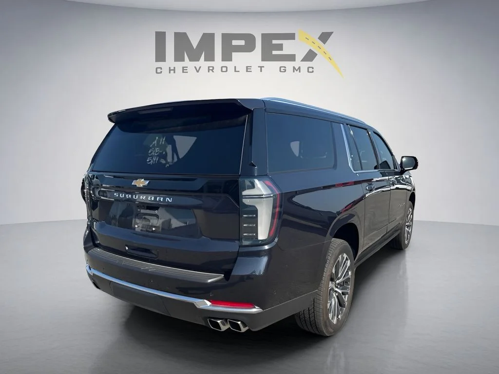 Used 2026 Gray Chevrolet High Country image 5