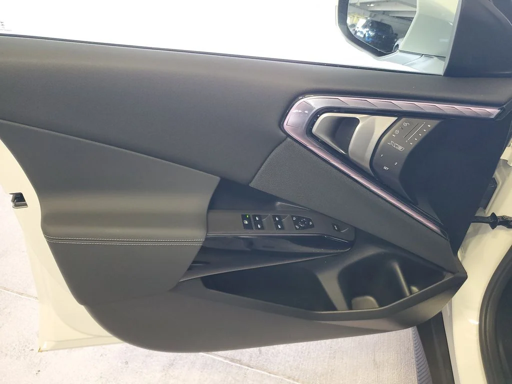 Used 2026 White BMW 30 xDrive image 14