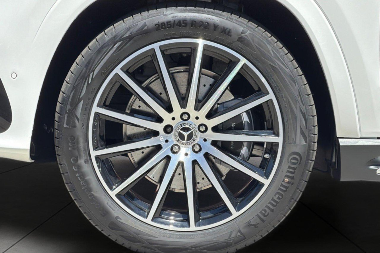 New 2026 Polar White Mercedes-Benz GLS 450 4MATIC® SUV image 27