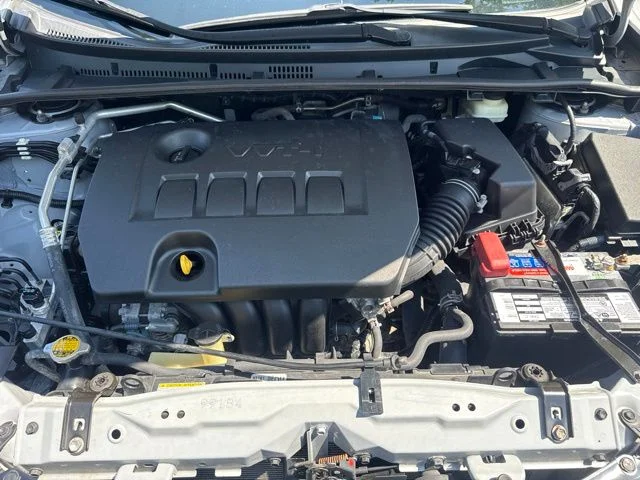 Used 2014 Silver Toyota LE Plus image 17