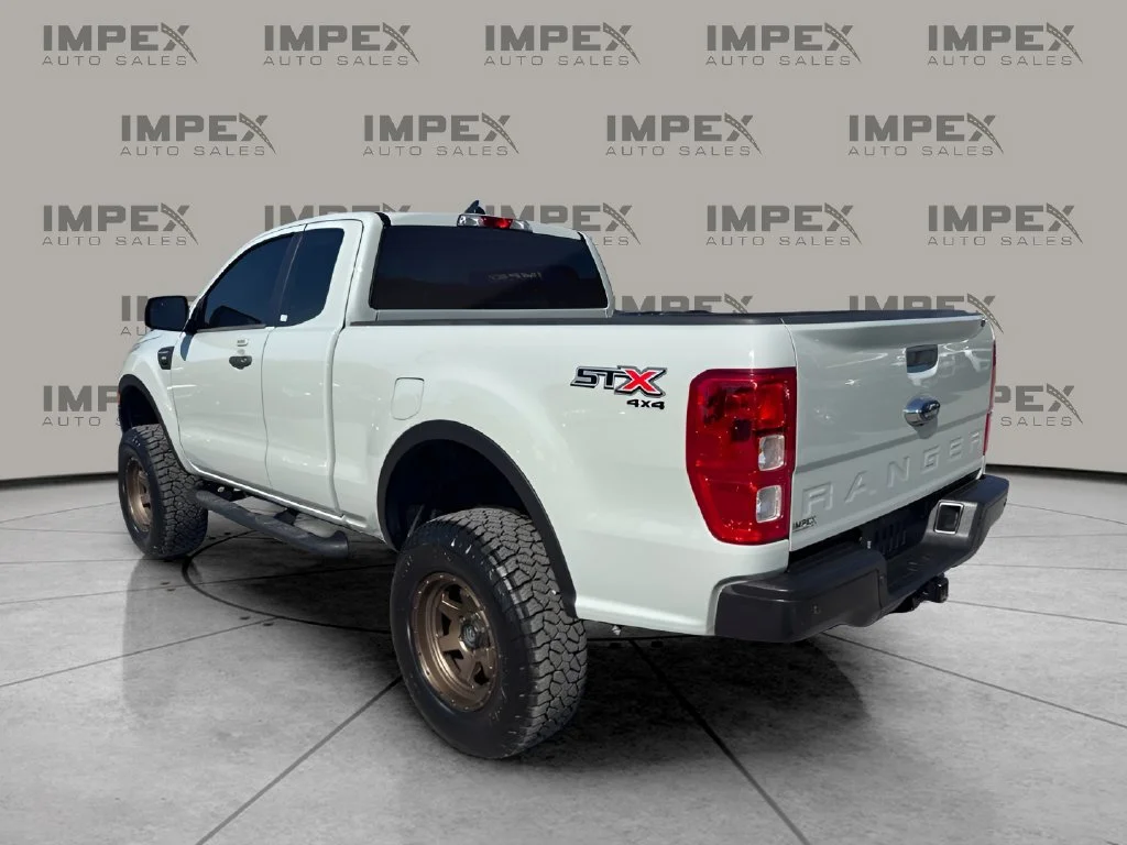 Used 2022 Green Ford XL image 3