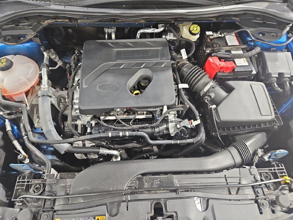 Used 2020 Blue Ford SE image 22