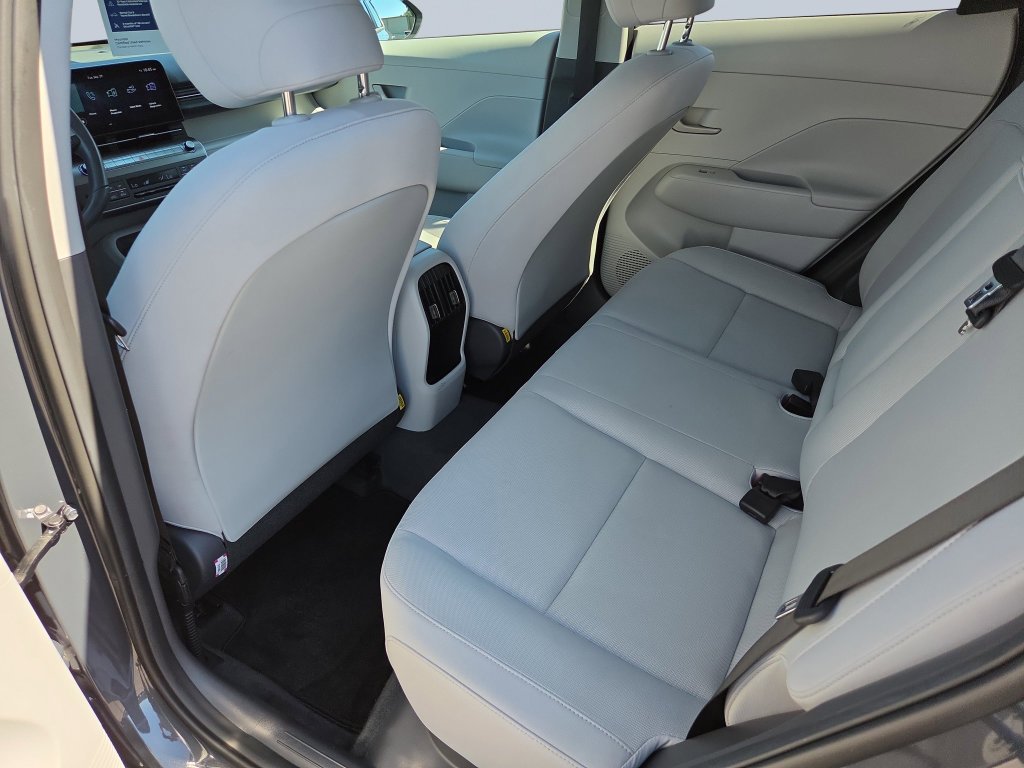 2024 Hyundai Kona SEL - Photo 28