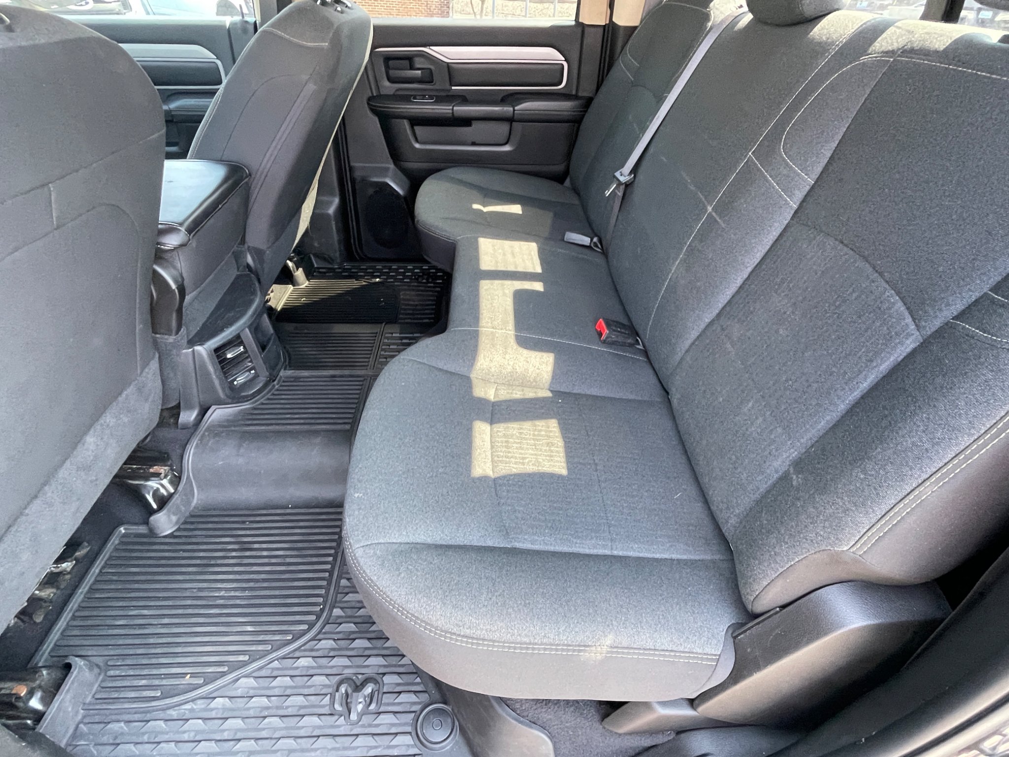 Used 2020 Granite Crystal Metallic Clearcoat Ram Tradesman image 23
