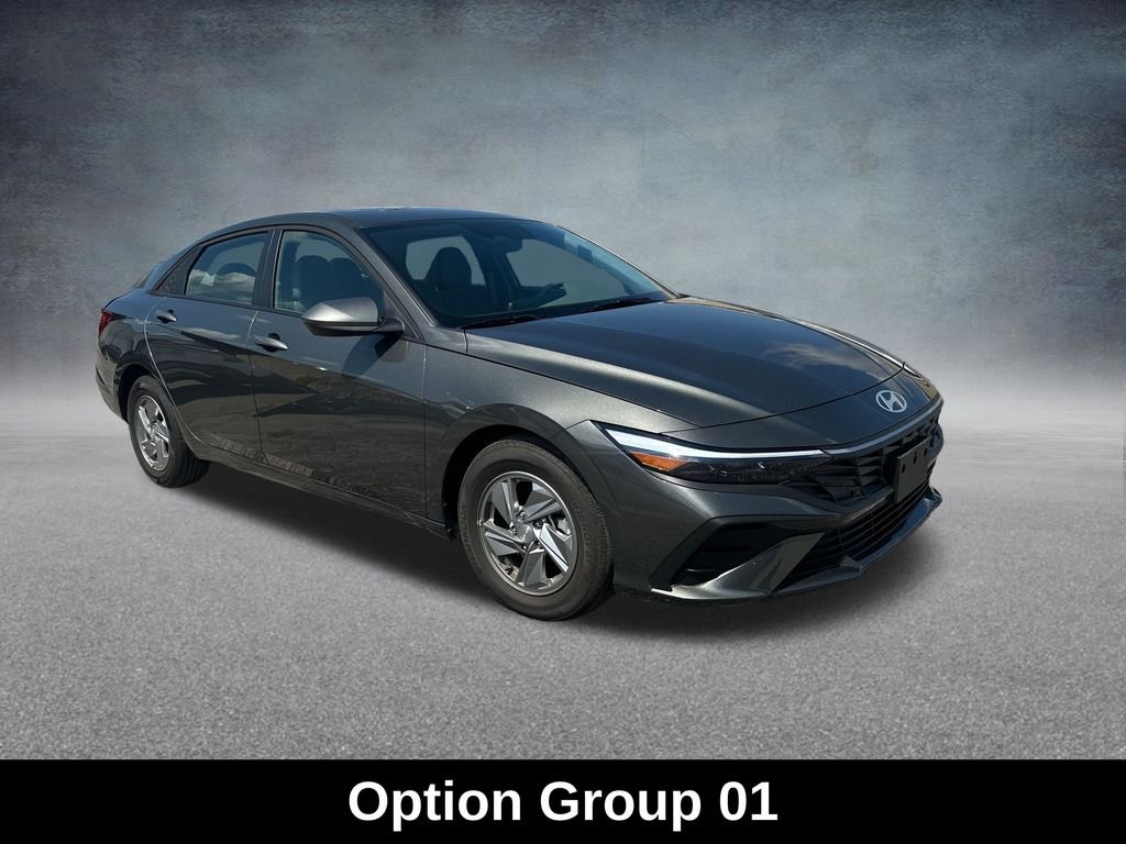 Used 2026 Amazon Gray Hyundai SE image 6