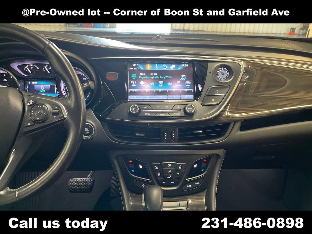 Used 2019 SUMMIT WHITE Buick Essence image 19