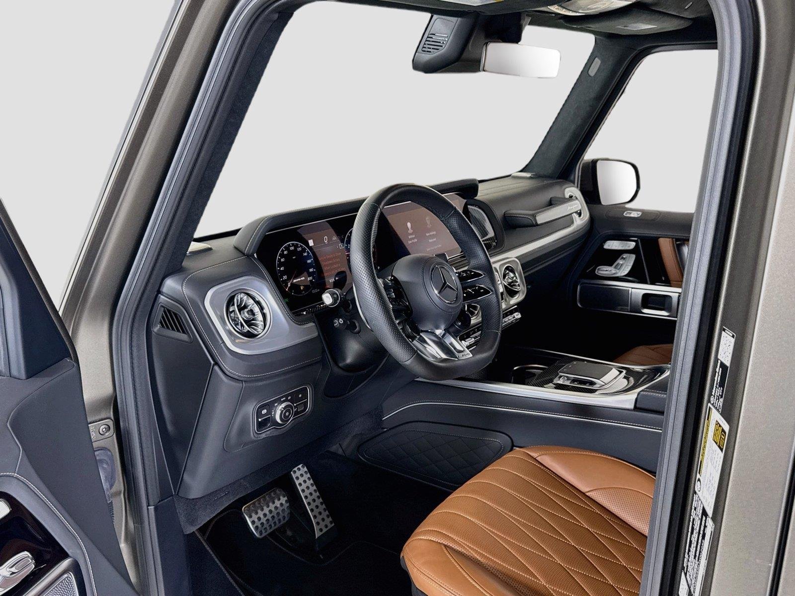 Used 2026 MANUFAKTUR Monza Grey Magno Mercedes-Benz AMG® G 63 | Manu Int Package Plus | Carbon Trim image 14