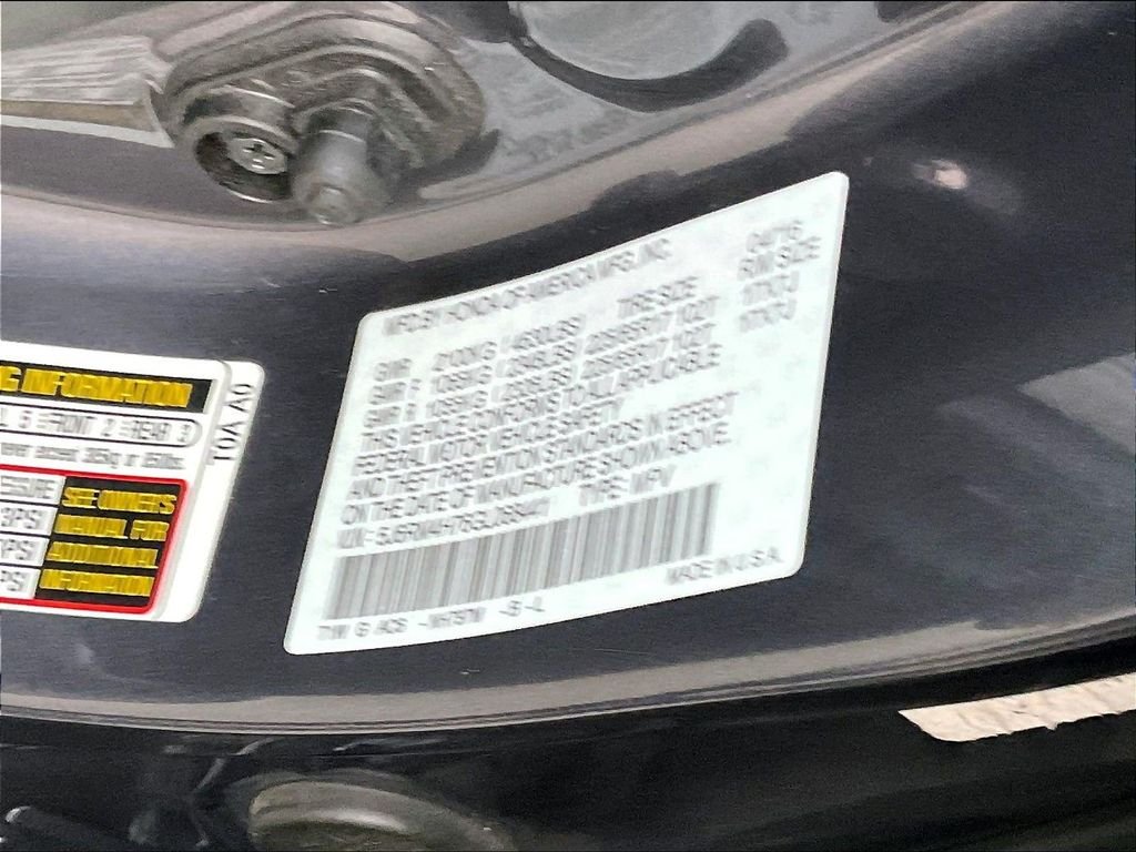 Used 2016 Gray Honda EX-L image 35