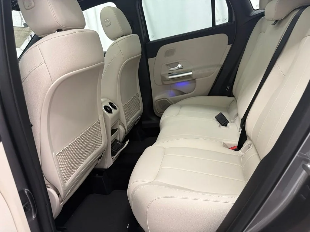 New 2026 Gray Mercedes-Benz GLA 250 image 21