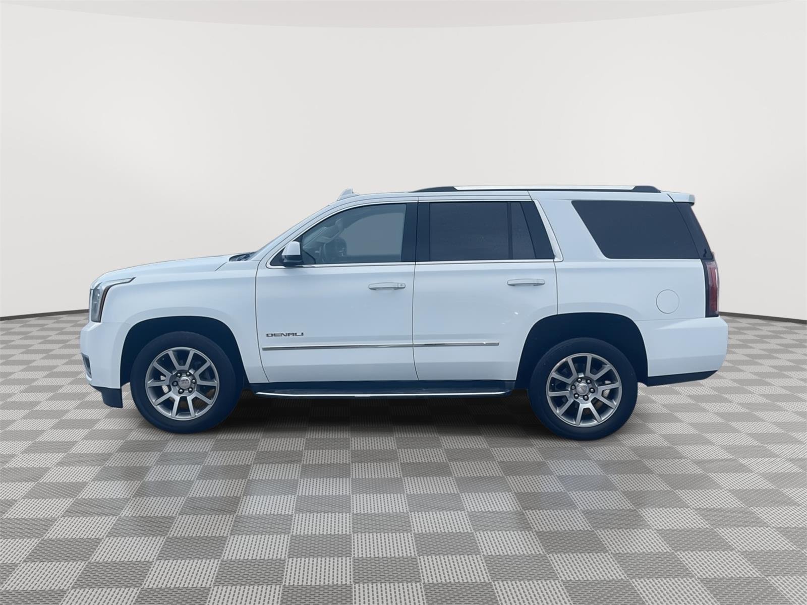 2017 GMC Yukon Denali - Photo 8