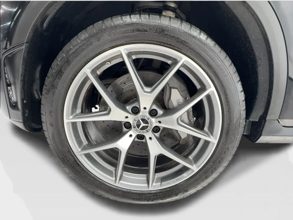 Used 2022 Black Mercedes-Benz GLC 300 image 12