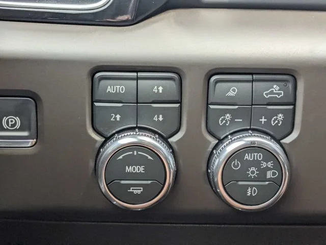New 2026 Glacier White Tricoat GMC Denali image 25