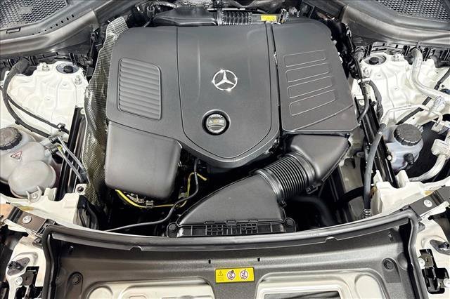 New 2026 Polar White Mercedes-Benz GLC 300 image 58