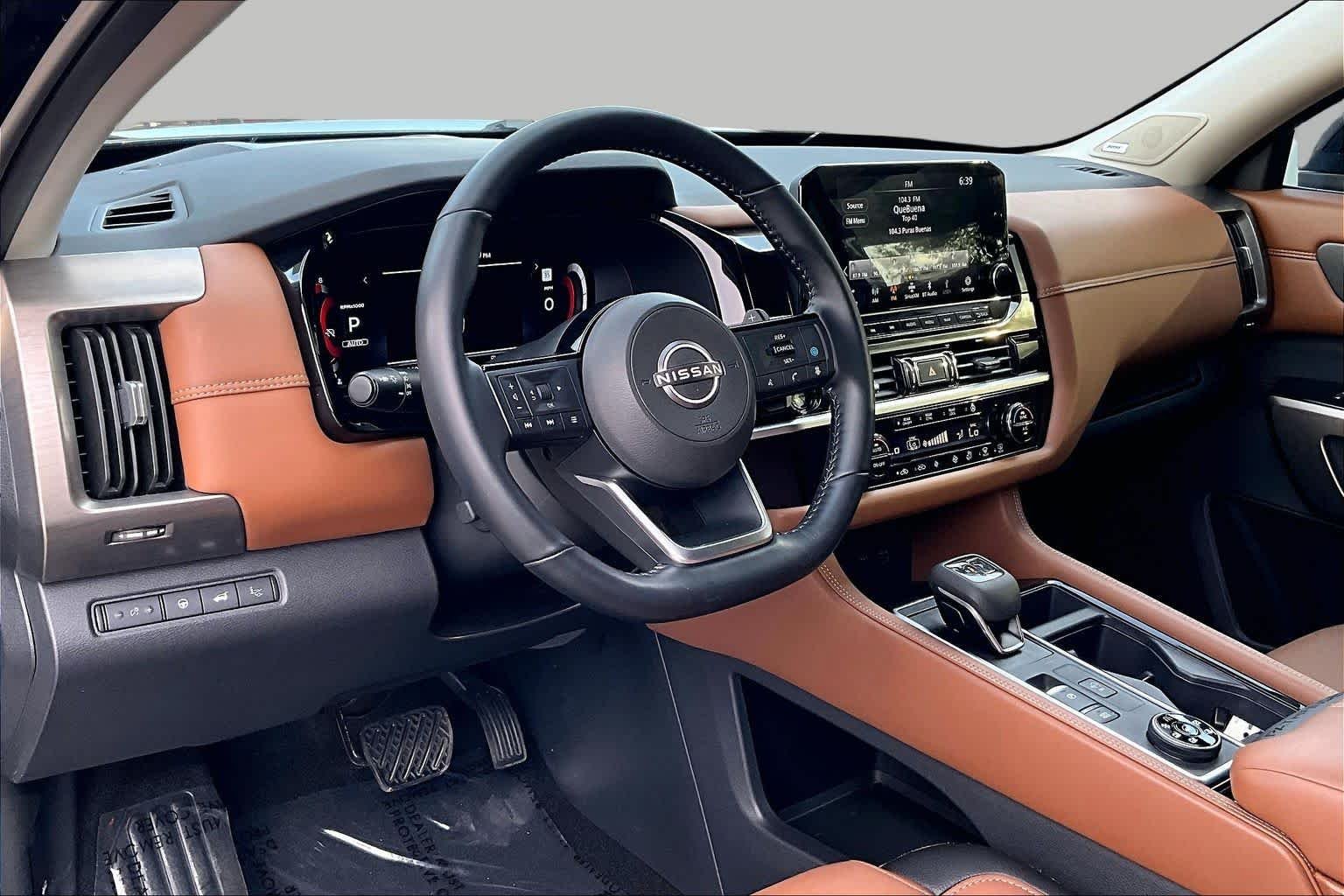 Certified Used 2025 Super Black Nissan Platinum image 18