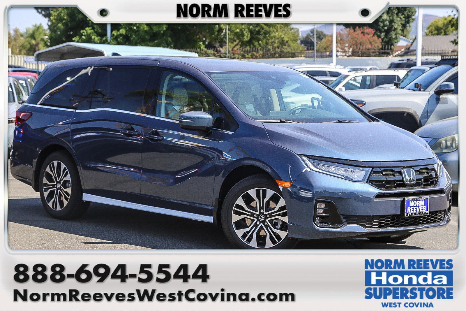 2026 Honda Odyssey Elite's photo