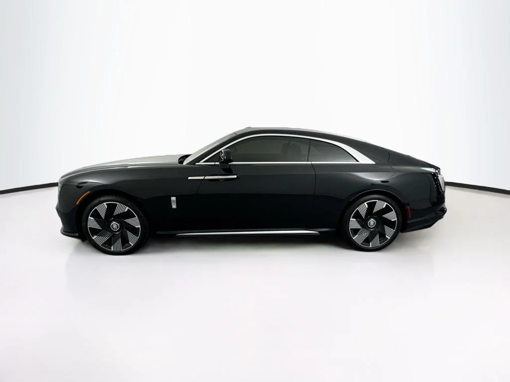 Used 2024 Black Rolls-Royce  image 8
